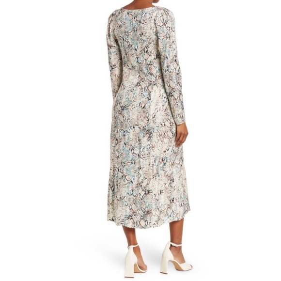 NEW AFRM Mariska Floral Long Sleeves Square Neck Button Front Midi Dress Medium - Picture 3 of 6